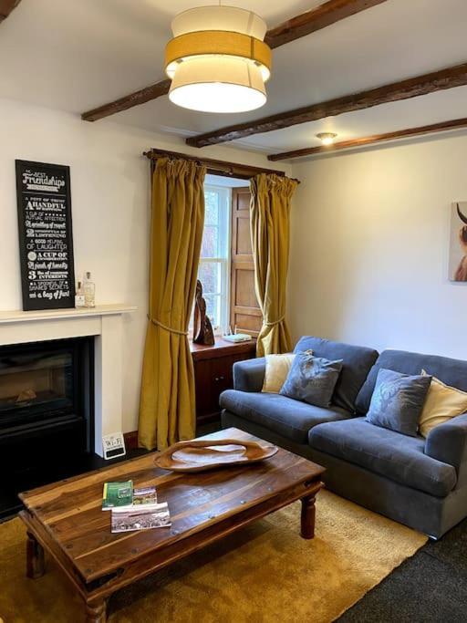 Historical North Cottage In Old Deer Bagian luar foto